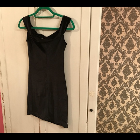 Urban Outfitters NWT Velvet Little Black Dress - Picture 8 of 10